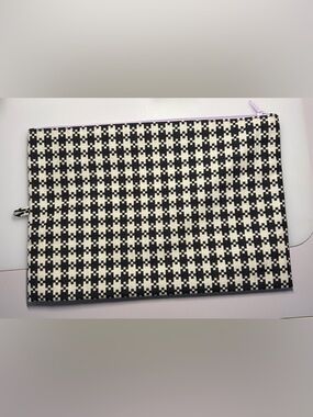 BAGGU pixel gingham large go pouch